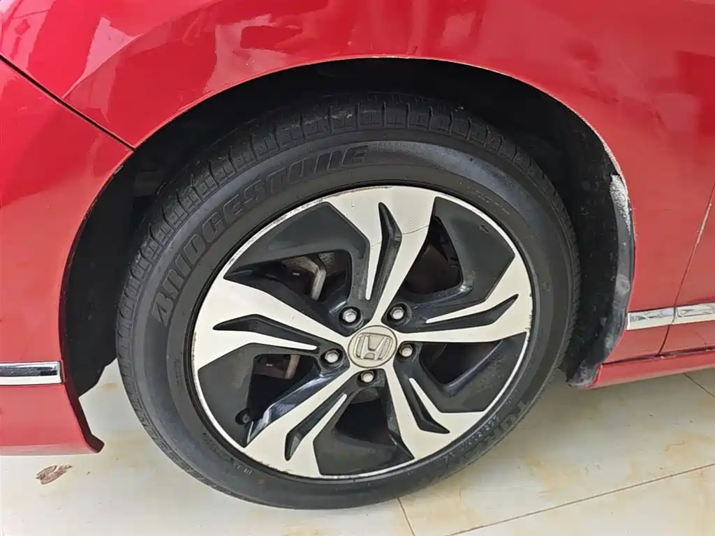 Honda Spirior 2015 — фото 23