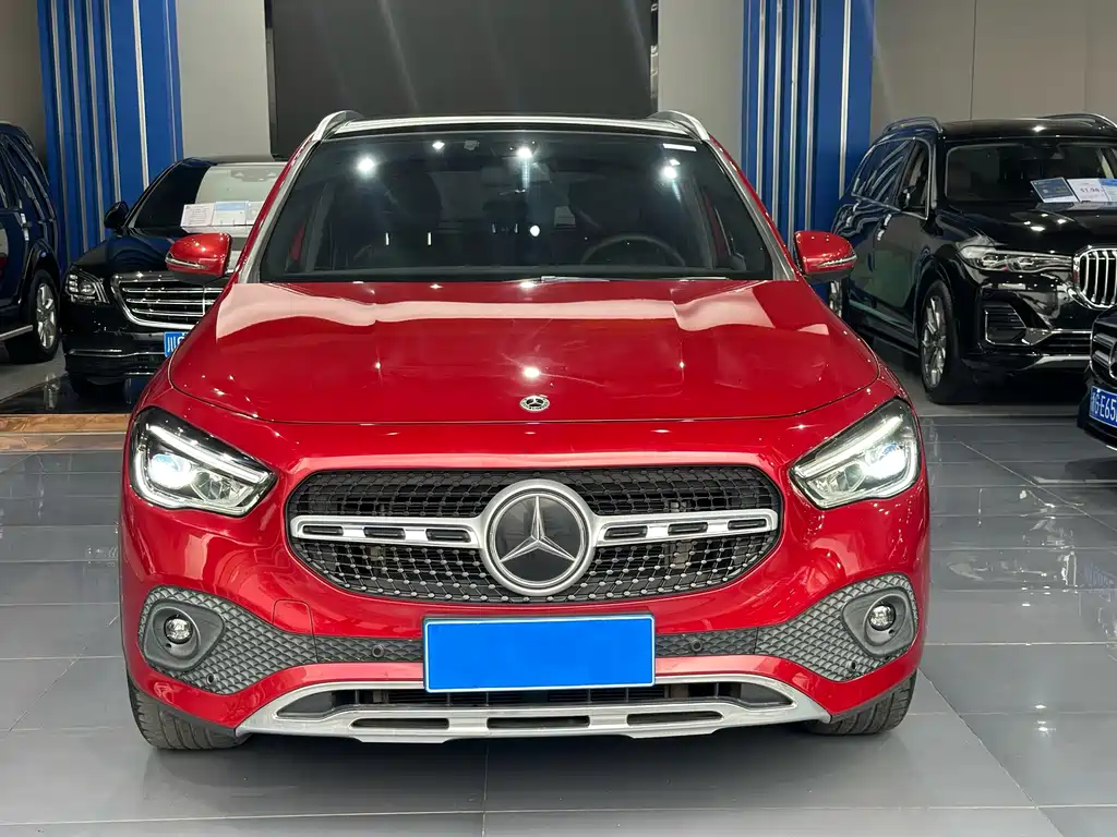 Mercedes-Benz GLA 2021 — фото 1