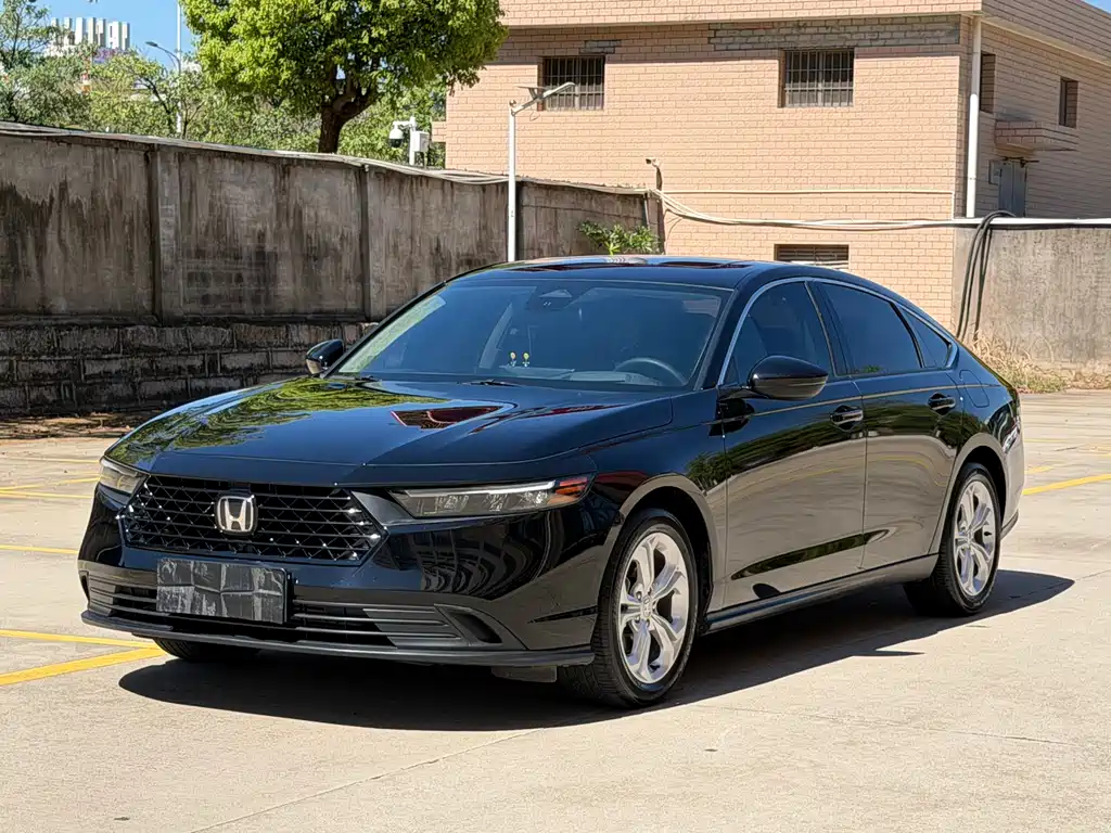 Honda Accord 2024 — фото 1
