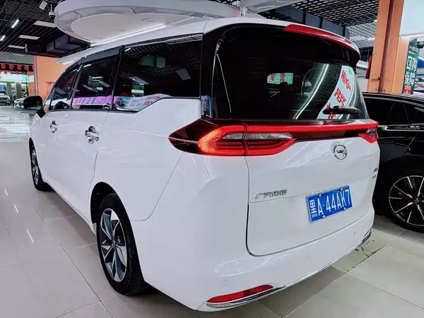 GAC Trumpchi M6 2021