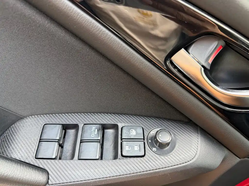 Mazda 3 Axela 2016 — фото 16