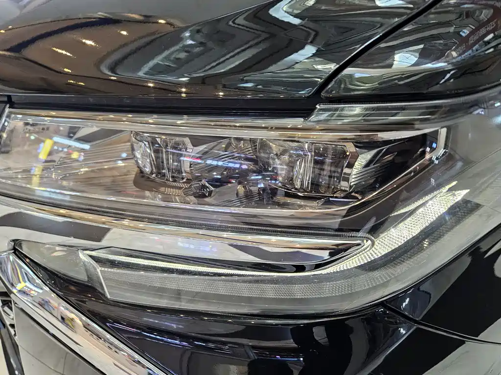 Toyota Alphard 2019 — фото 4