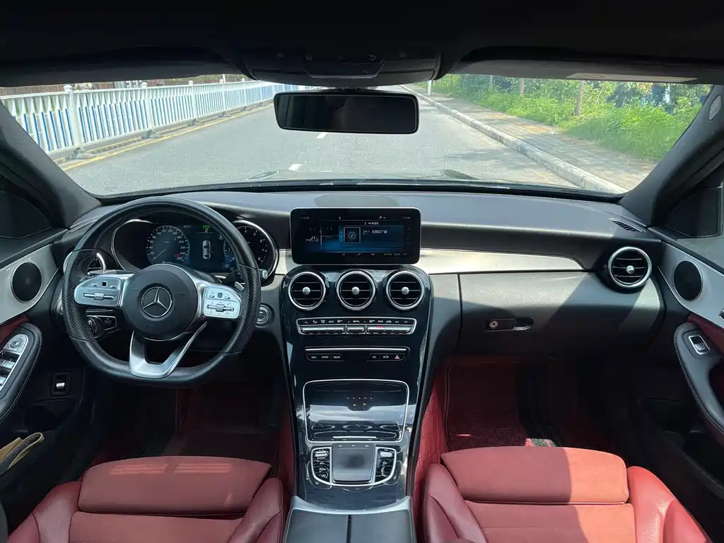 Mercedes-Benz C-Class 2020 — фото 17