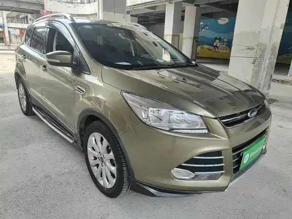 Ford Kuga 2015