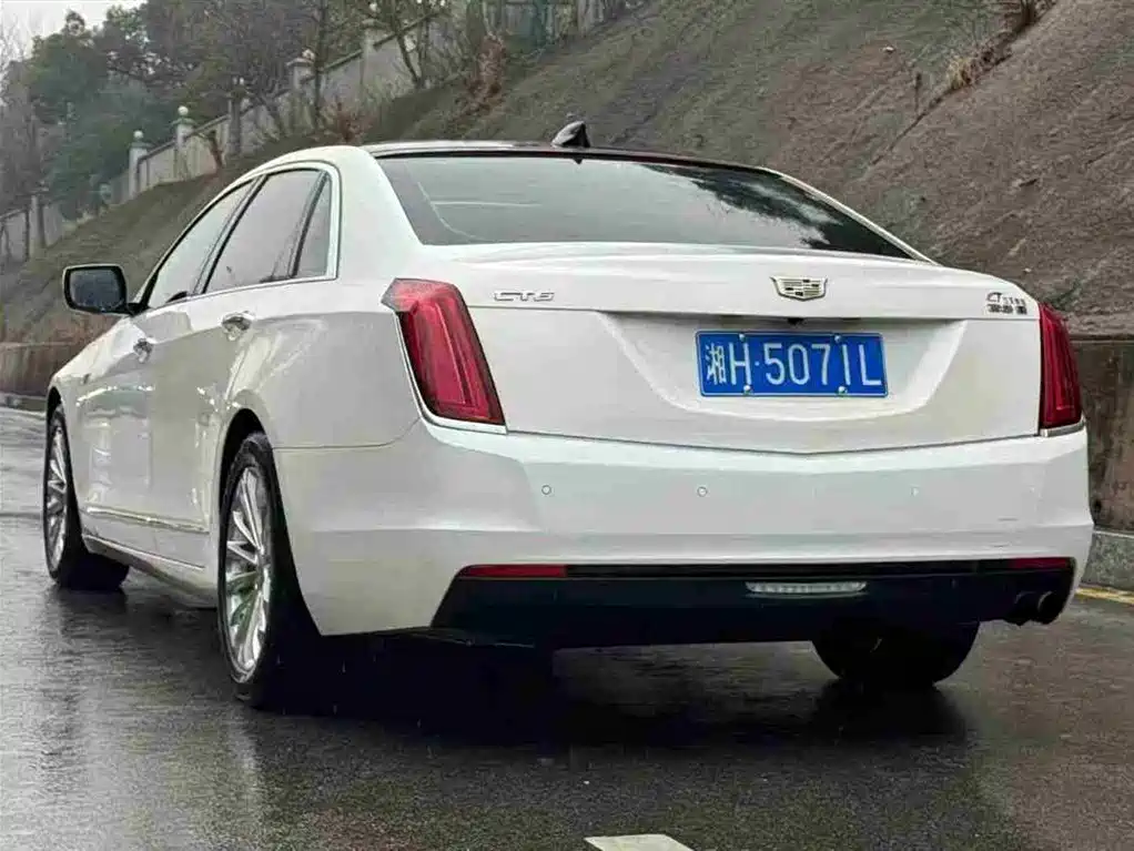 Cadillac CT6 2017 — фото 6