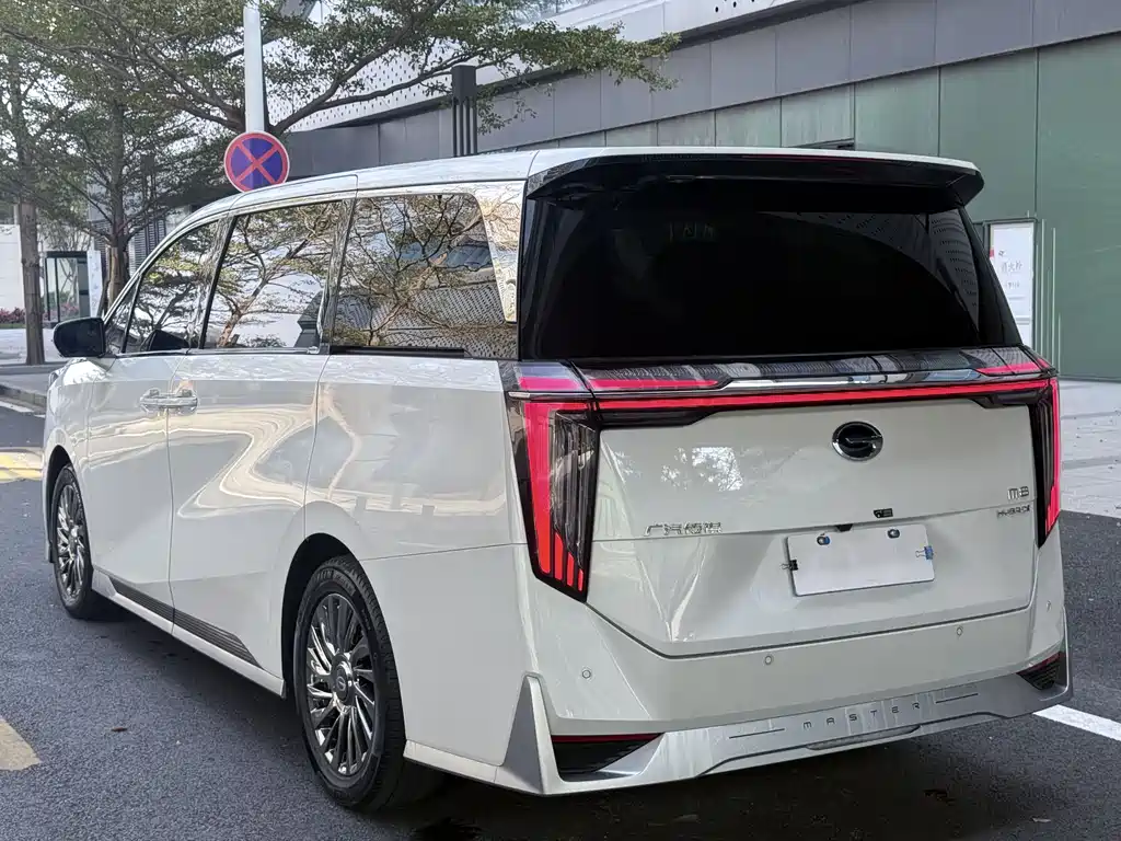 GAC Motor Trumpchi M8 2022 — фото 14