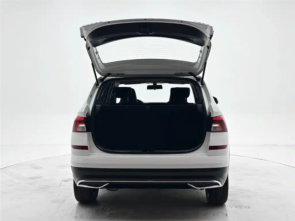 Skoda Kamiq 2023 — фото 8