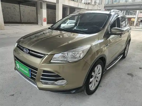 Ford Kuga 2015