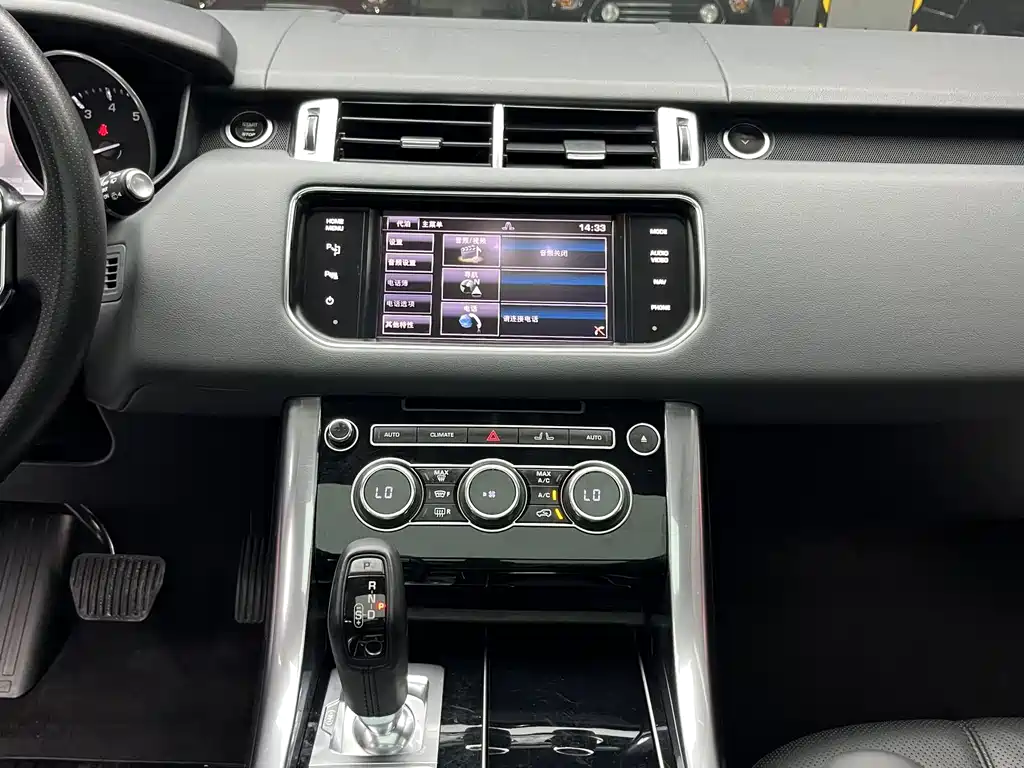 Land Rover Sport 2013 — фото 28