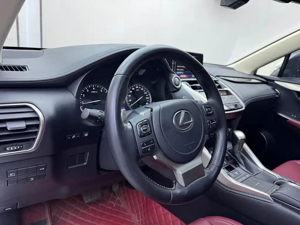 Lexus NX 2021 — фото 10