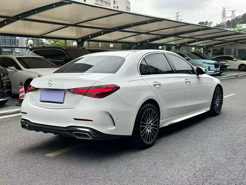 Mercedes-Benz C-Class 2022