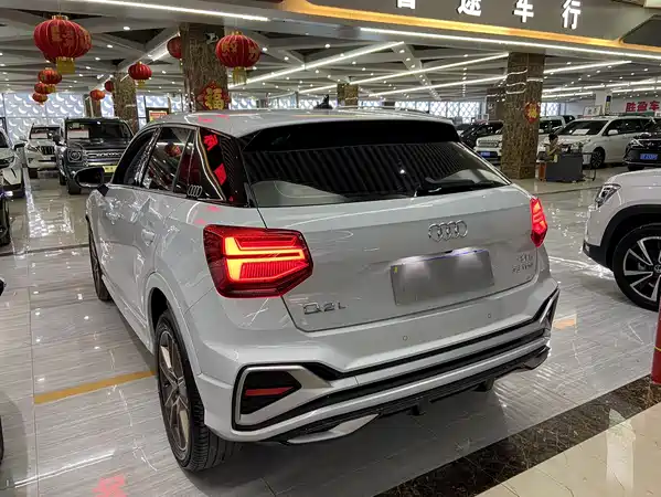 Audi Q2L 2022