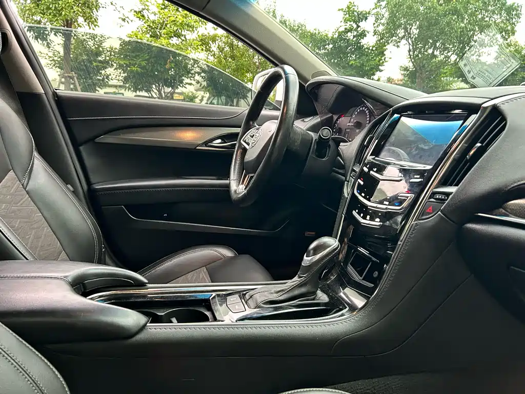 Cadillac ATS-L 2015 — фото 9