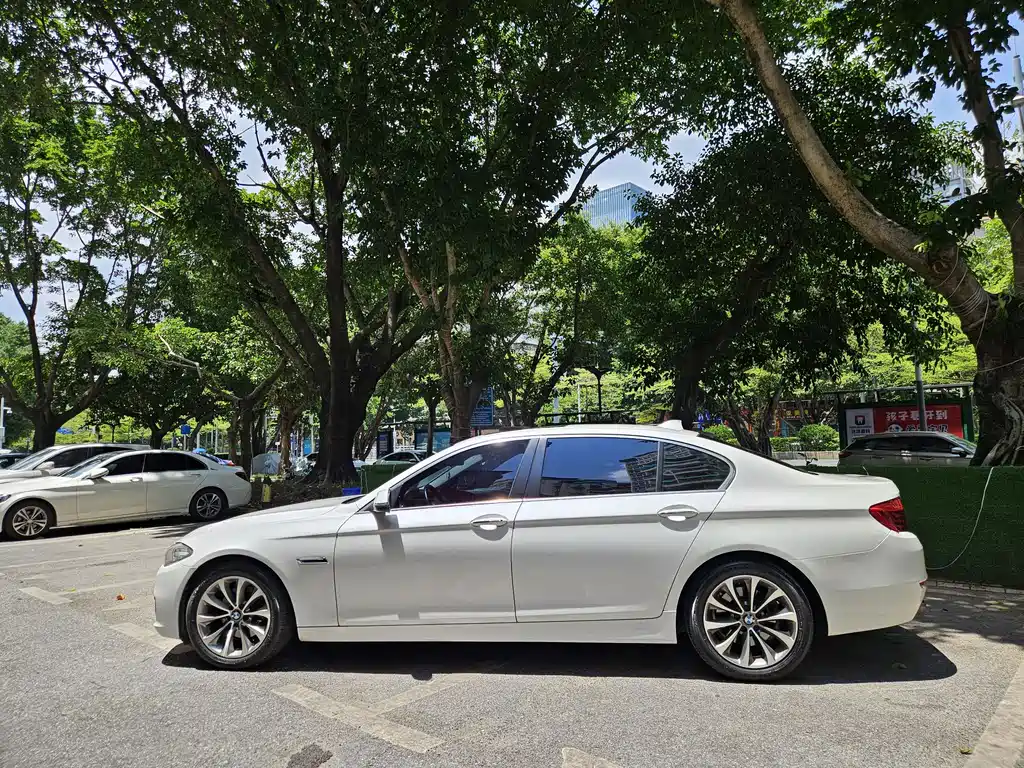 BMW 5 Series 2016