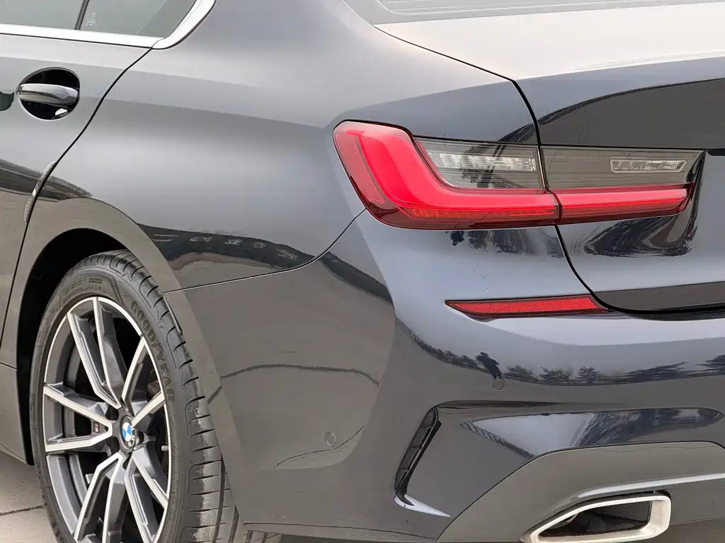 BMW 3 Series 2020 — фото 13