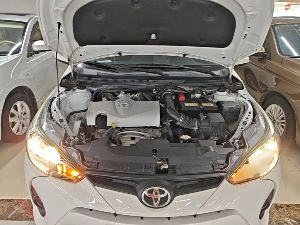 Toyota Yaris L 2019 — фото 20