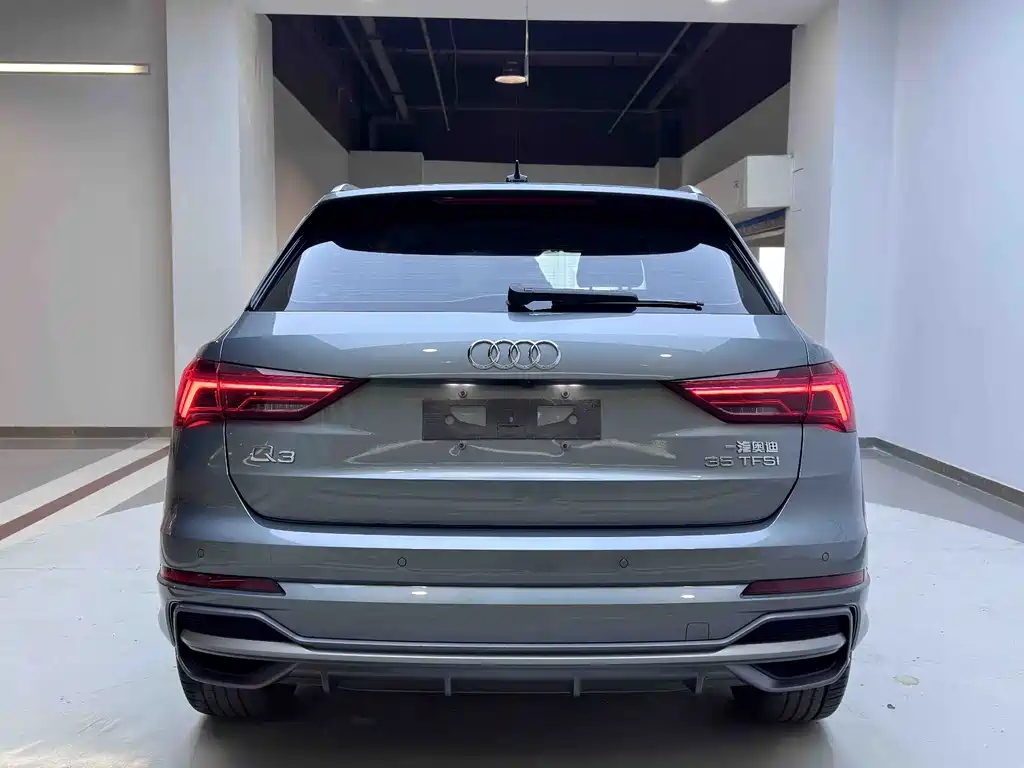 Audi Q3 2022 — фото 3