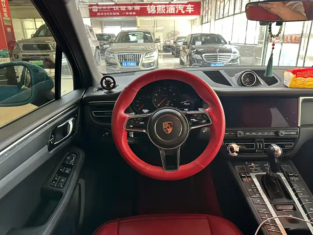 Porsche Macan 2019
