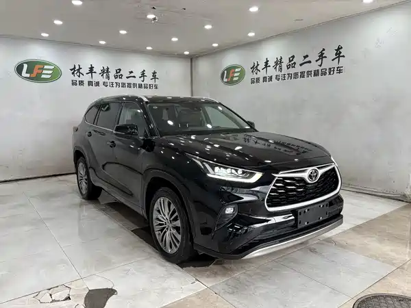 Toyota Highlander 2024