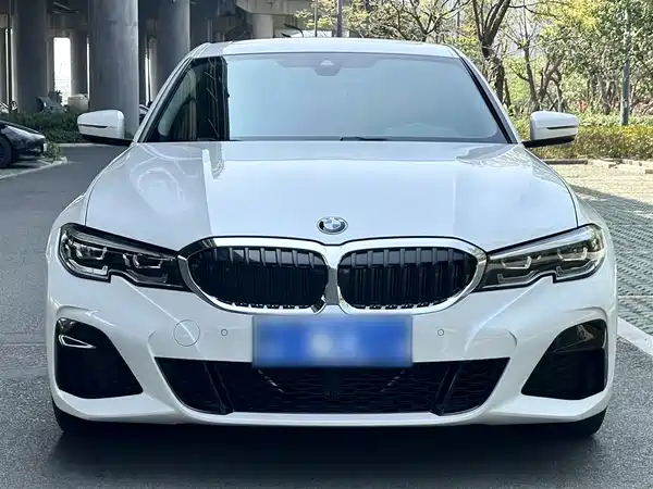 BMW 3 Series 2021