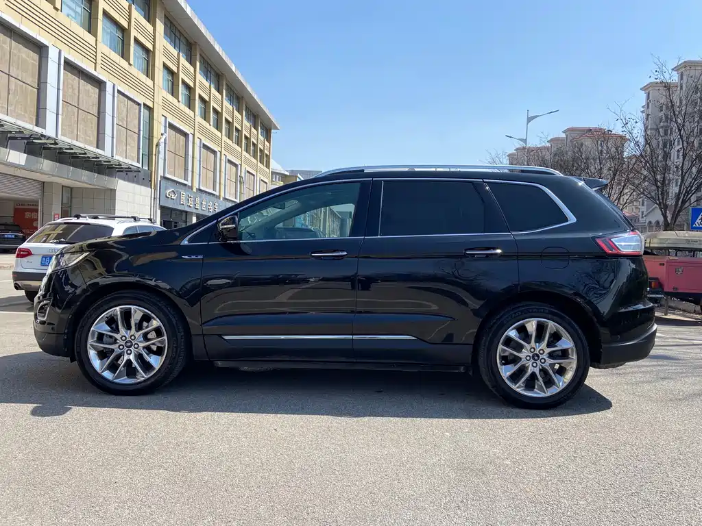 Ford Edge 2016 — фото 2
