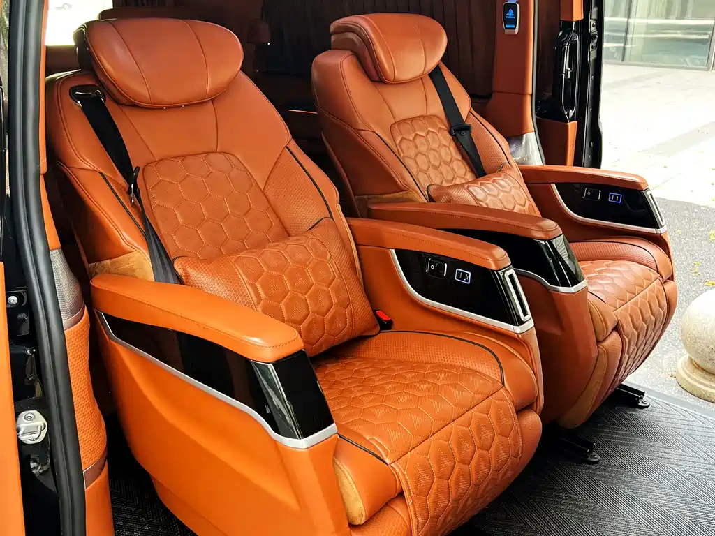 Mercedes-Benz Vito 2022 — фото 10