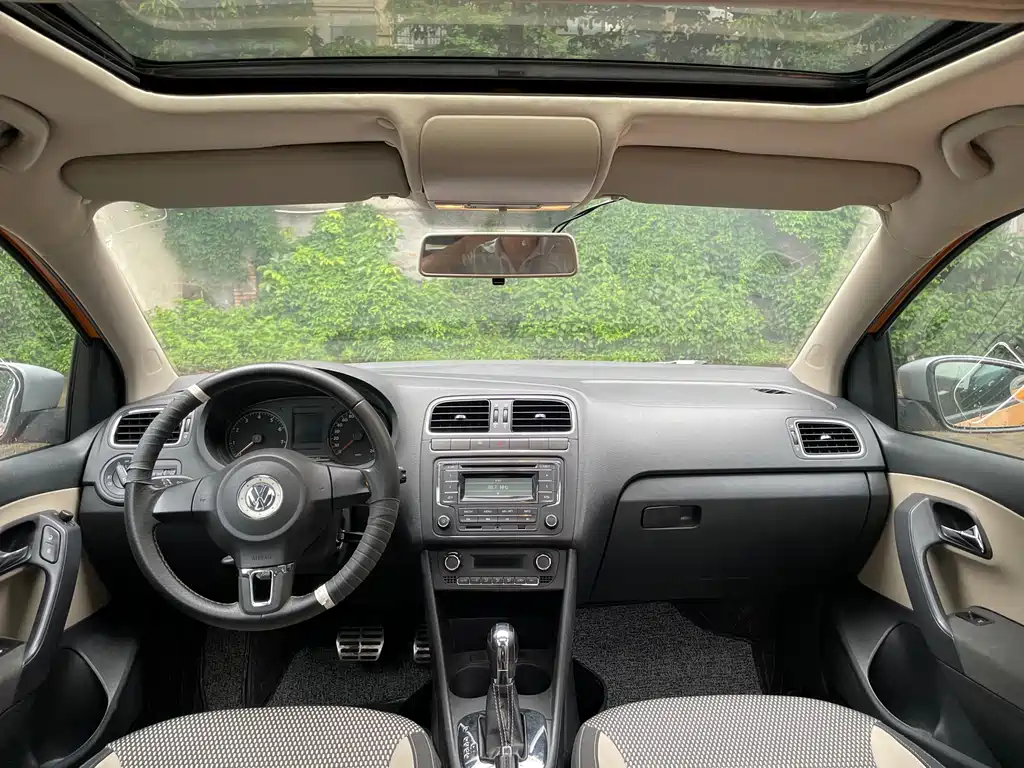 Volkswagen Polo 2013