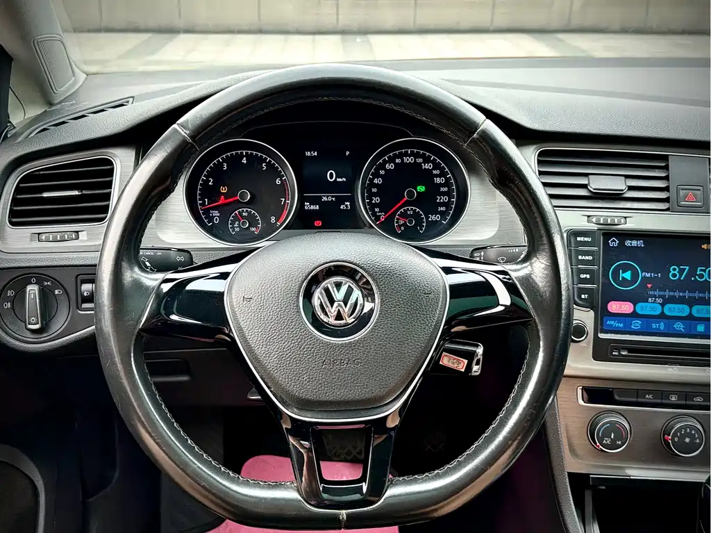 Volkswagen Golf 2016 — фото 14
