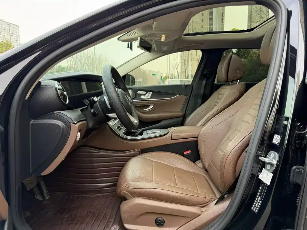 Mercedes-Benz E-Class 2020 — фото 4