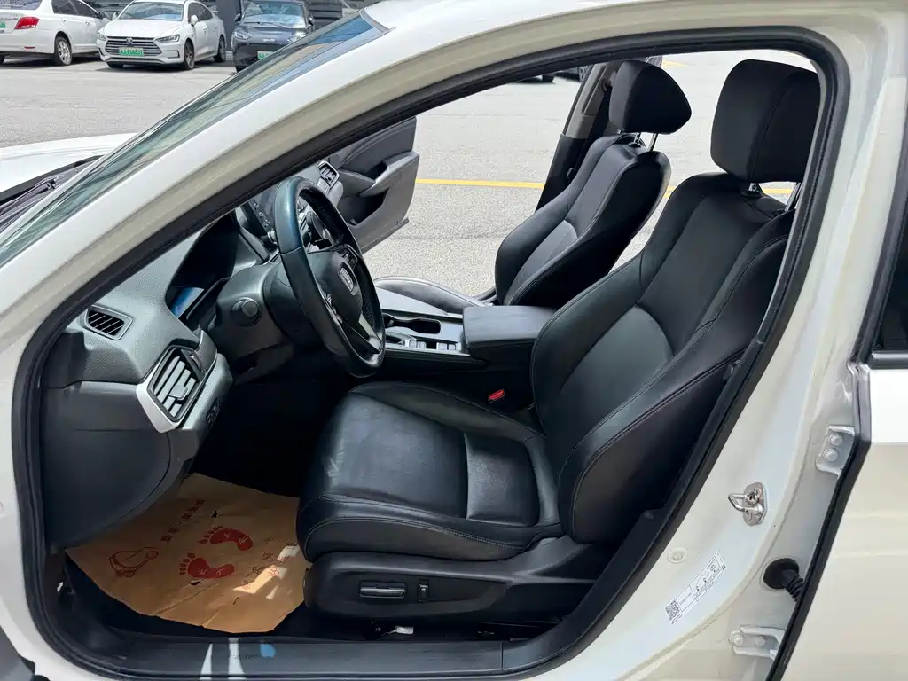 Honda Accord 2019 — фото 29