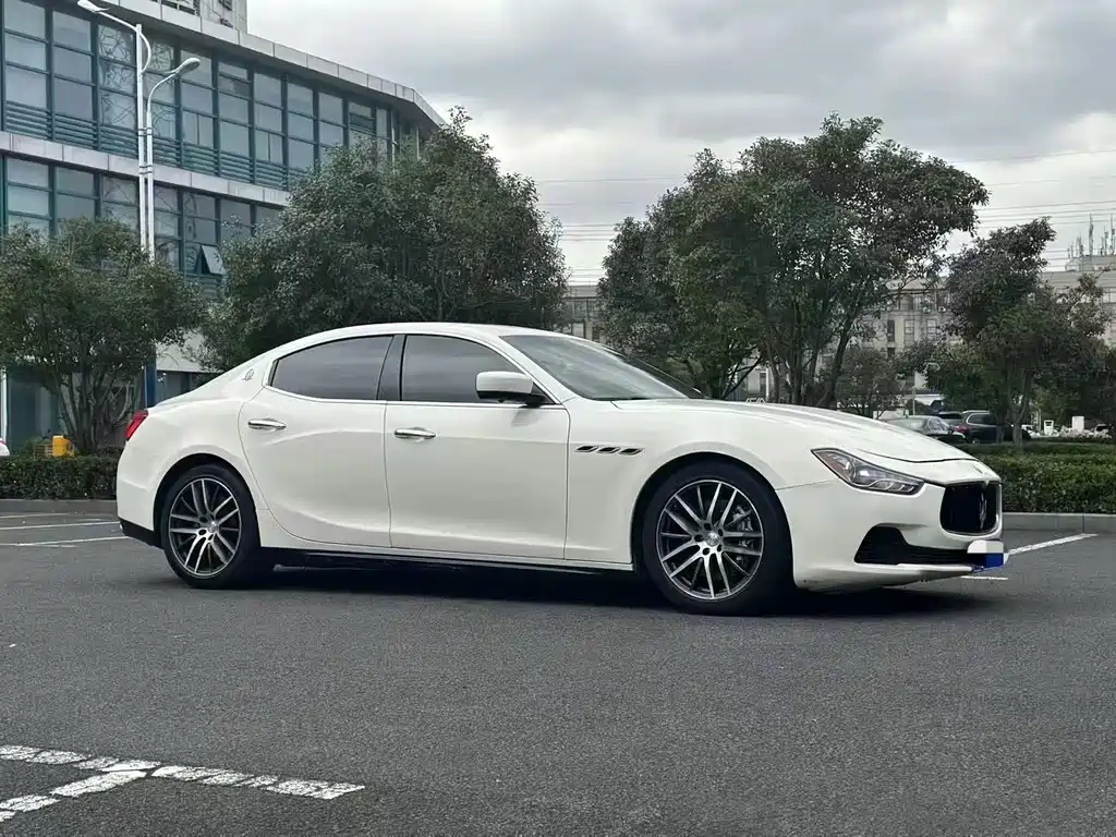 Maserati Ghibli 2015 — фото 3