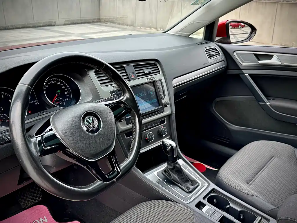 Volkswagen Golf 2016 — фото 11