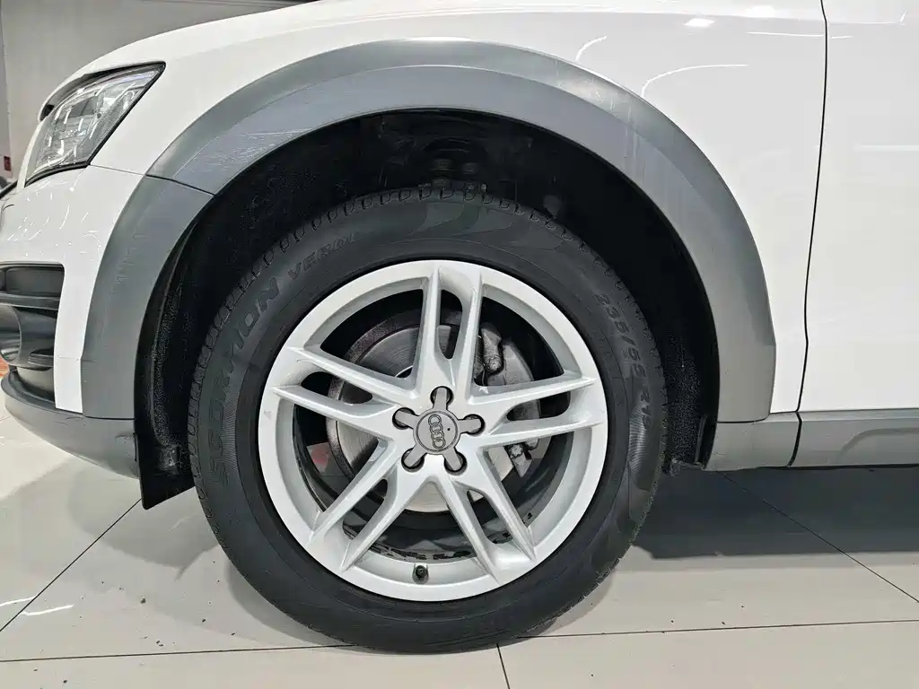 Audi Q5 2018 — фото 17