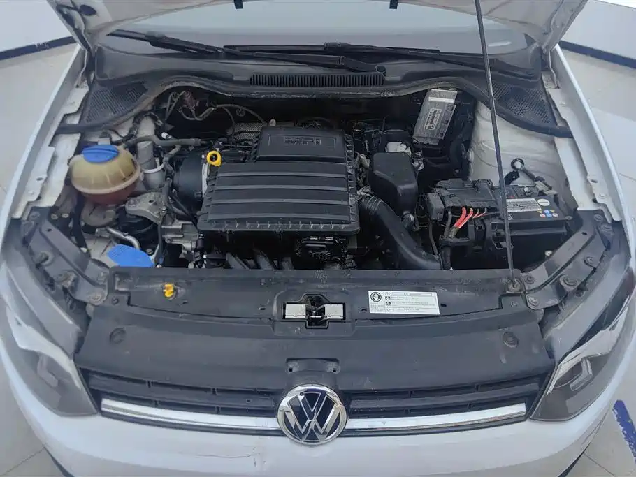 Volkswagen Polo 2018 — фото 10