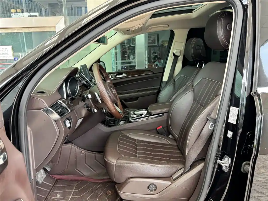 Mercedes-Benz GLS 2018 — фото 6