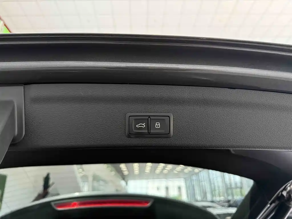 Audi Q3 2022 — фото 11
