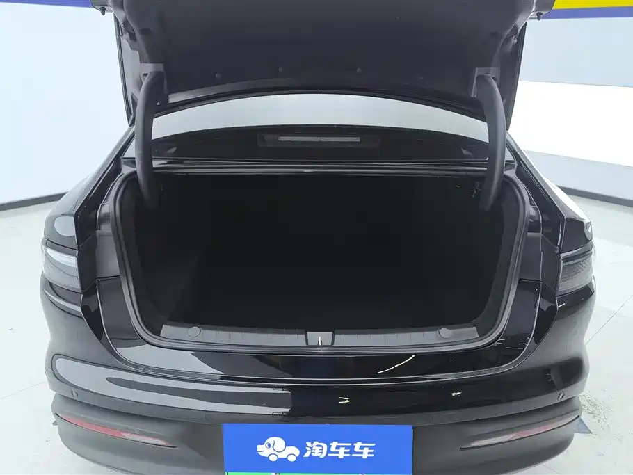 BYD Seal 05 DM-i 2025 — фото 4