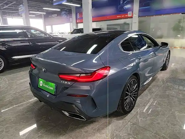 BMW 8 Series 2022