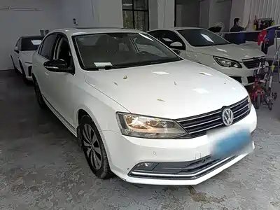 Volkswagen Sagitar 2017