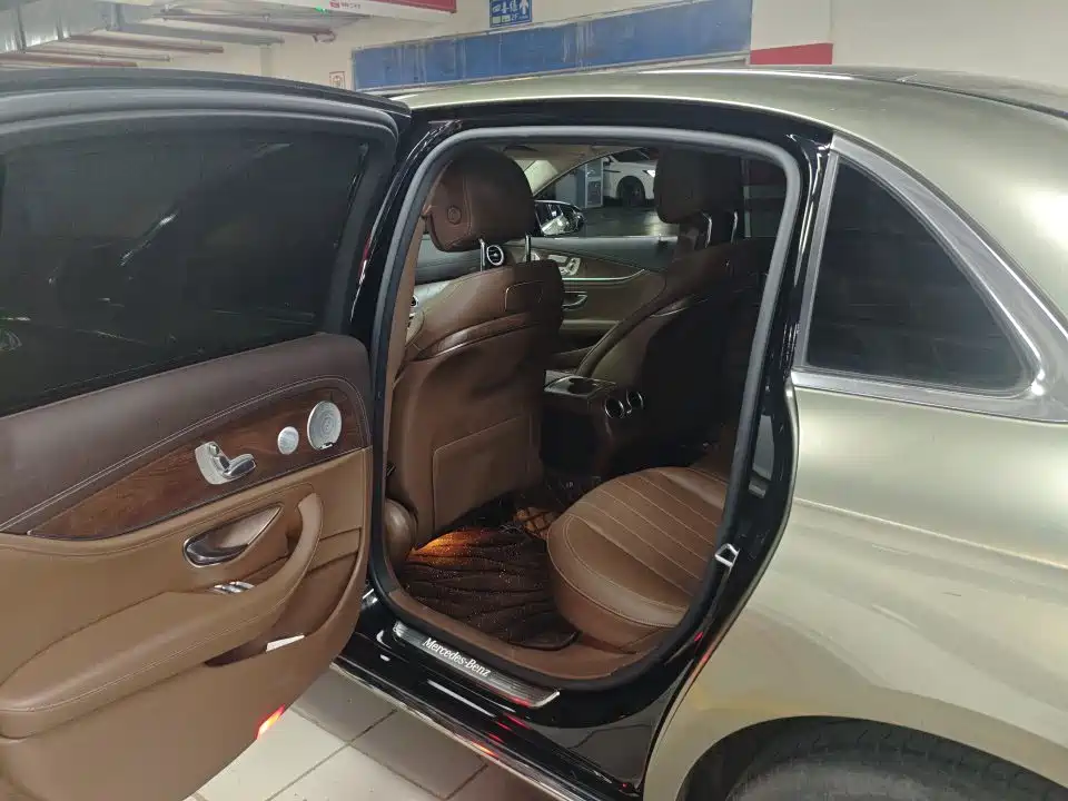 Mercedes-Benz E-Class 2019