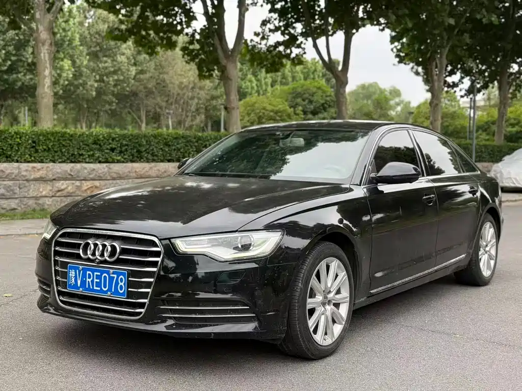 Audi A6L 2012 — фото 1