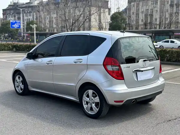 Mercedes-Benz A-Class 2012