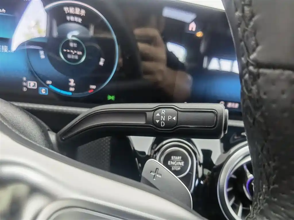 Mercedes-Benz A-Class 2022 — фото 13