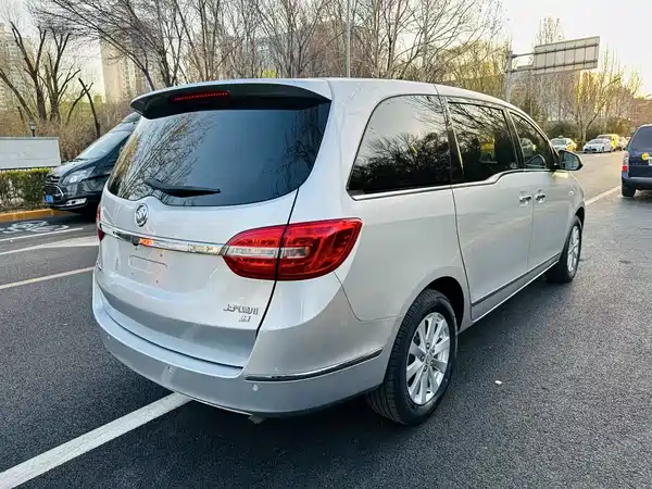 Buick GL8 2019