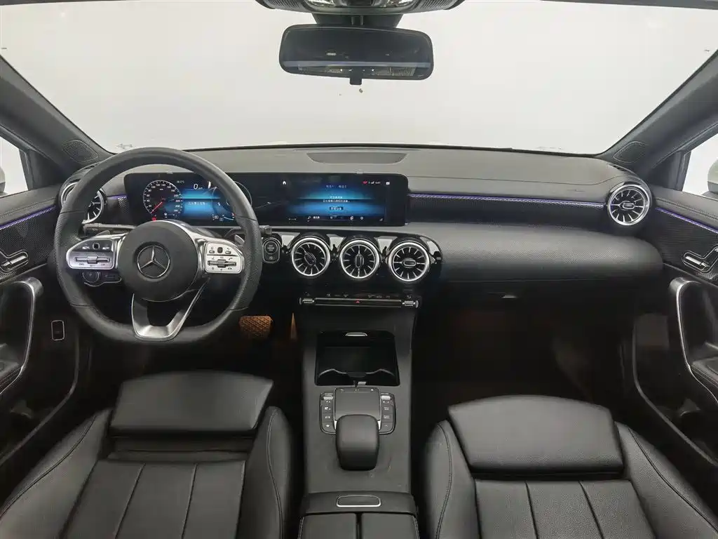 Mercedes-Benz A-Class 2022 — фото 5