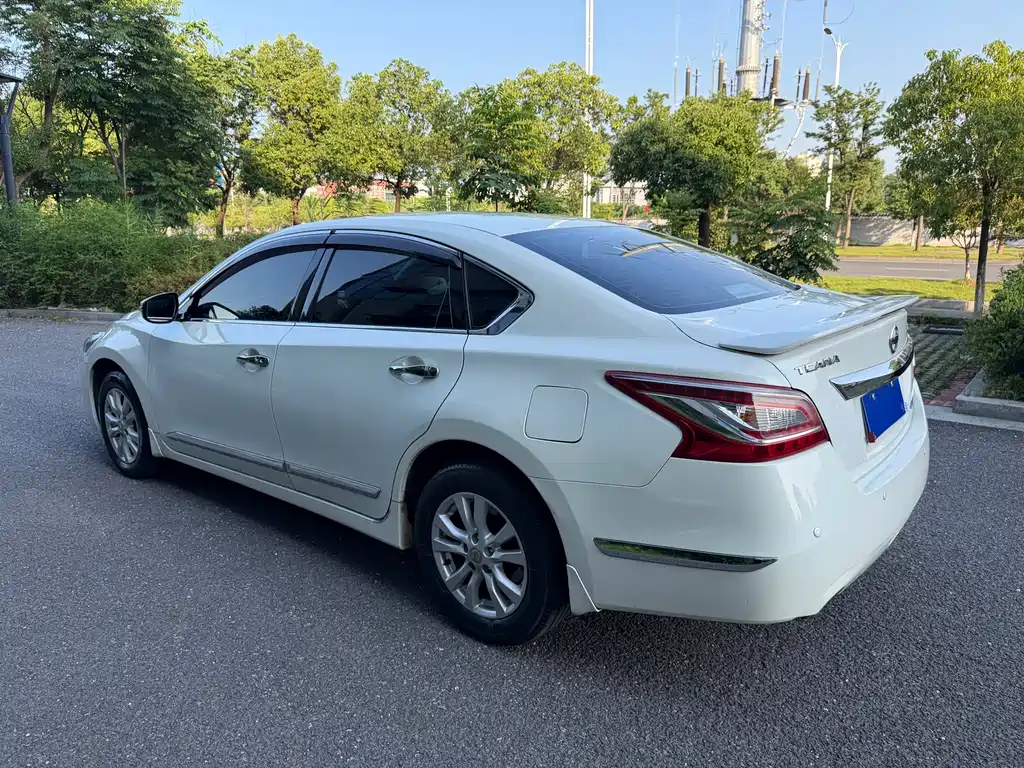 Nissan Teana 2015
