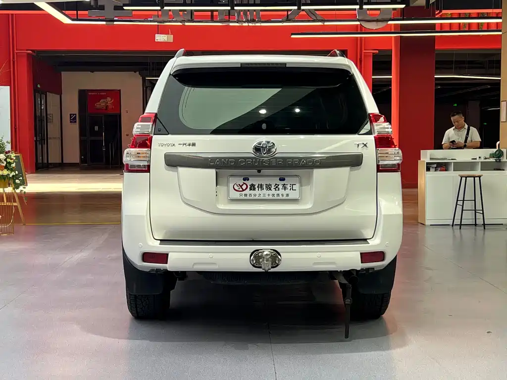 Toyota Prado 2016 — фото 17
