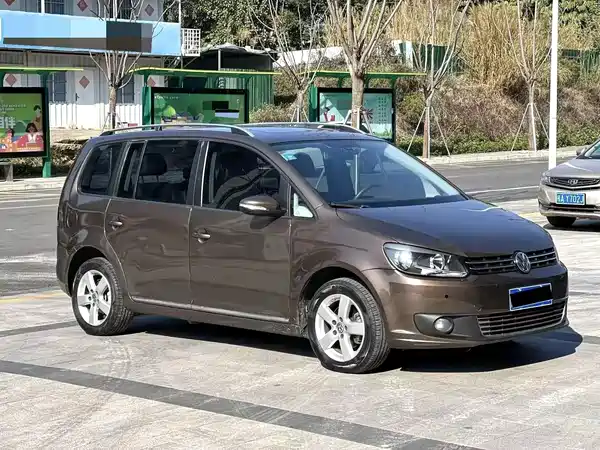 Volkswagen Touran 2014