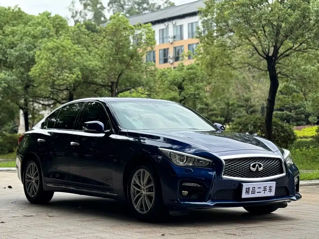 Infiniti Q50L 2017 — фото 3