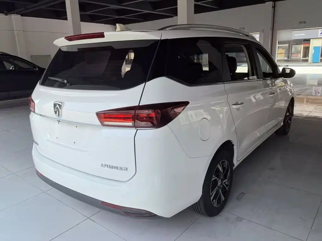 Baojun 360 2018